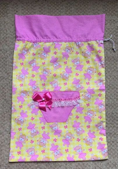 Porta Calcinhas Infantil para Viagem