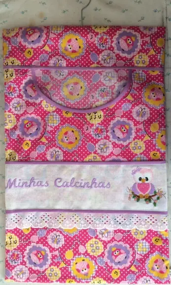 Porta calcinhas rosa de corujinhas