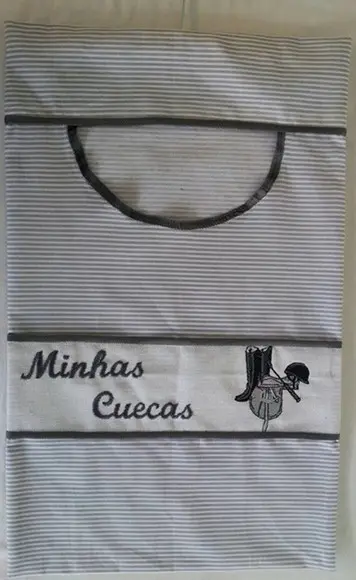 Porta Cuecas Adulto de Guarda Roupa