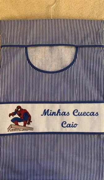 Porta Cuecas Infantil de Guarda Roupa