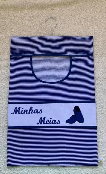 Porta Meias Adulto de Guarda Roupa