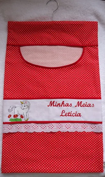Porta Meias Infantil de Guarda Roupa