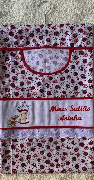 Porta sutiãs / lingerie