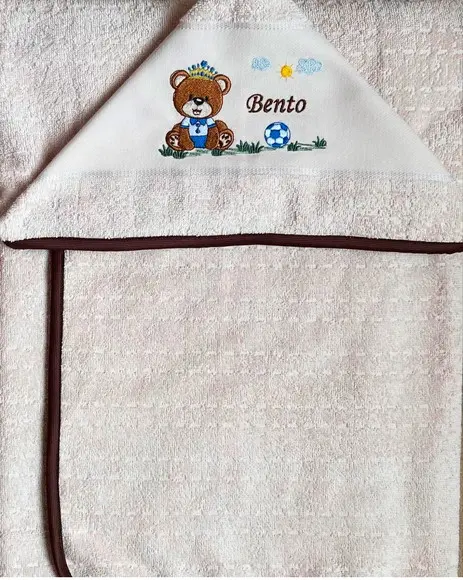 Toalha de Banho com Capuz Bordada
