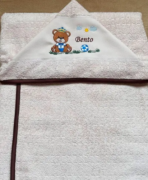 Toalha de Banho com Capuz Bordada