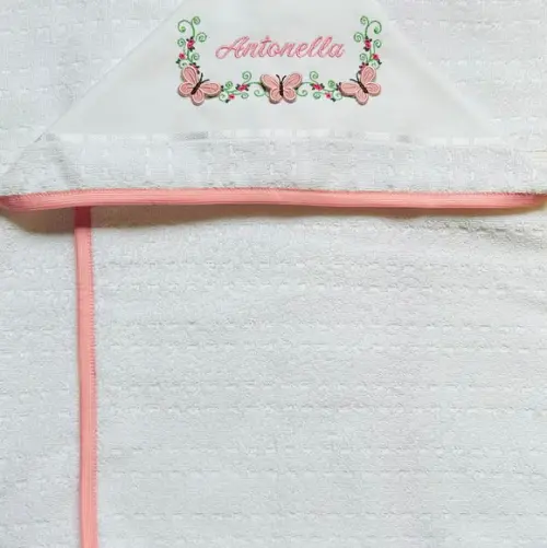 Toalha de Banho com Capuz Bordada Borboletas