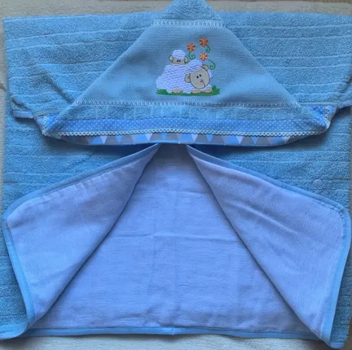 Toalha de Banho com Capuz Ovelha Mãe
