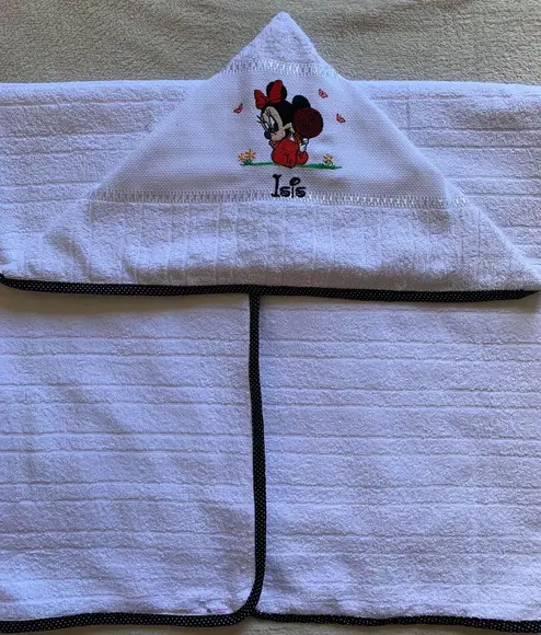 Toalha de Banho Infantil com Capuz Bordada