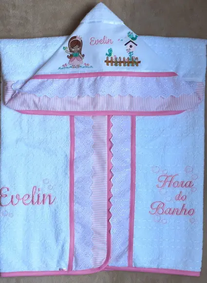 Toalha de Banho Infantil com Capuz Princesa