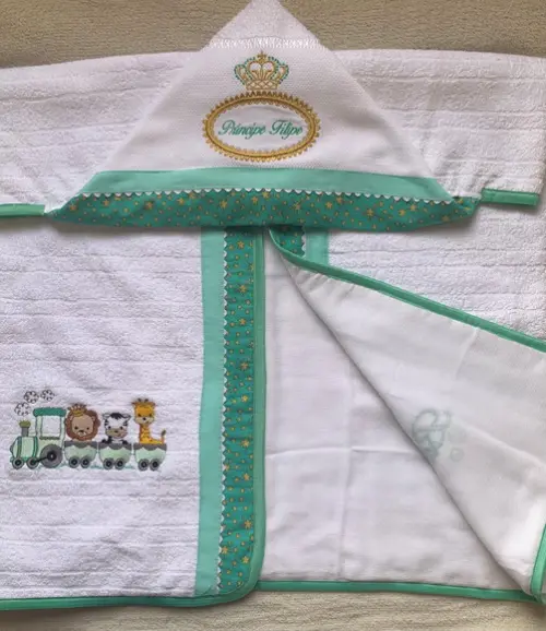 Toalha de Banho Infantil com Capuz Safari no Trem Verde