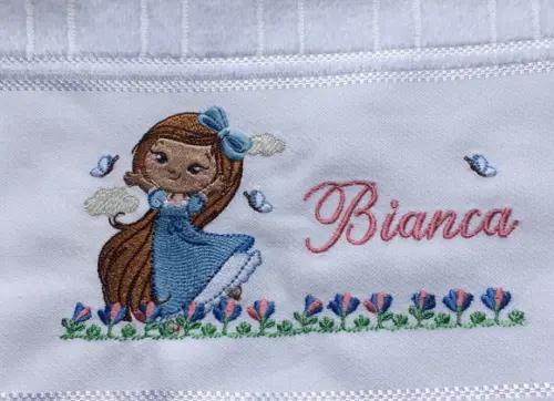 Toalhinha Bordada Princesa