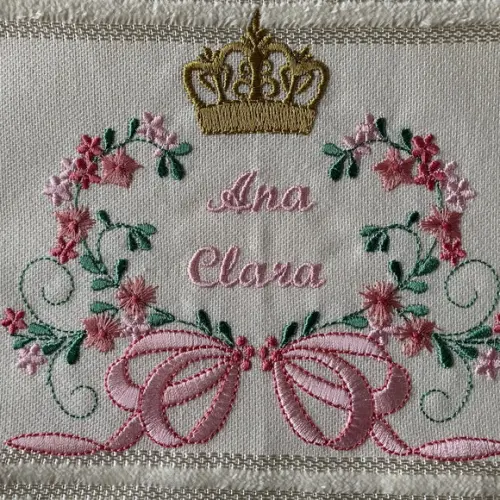 Toalhinha De Boca Floral Com Coroa