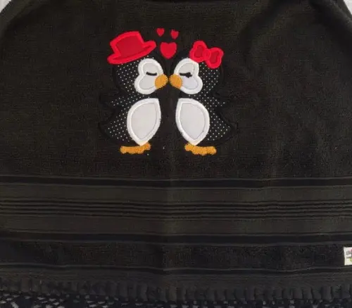 Bate Mão Bordado Pinguins