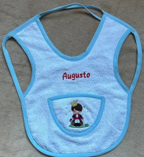 Kit Babador e Toalhinha Bordados Pequeno Príncipe