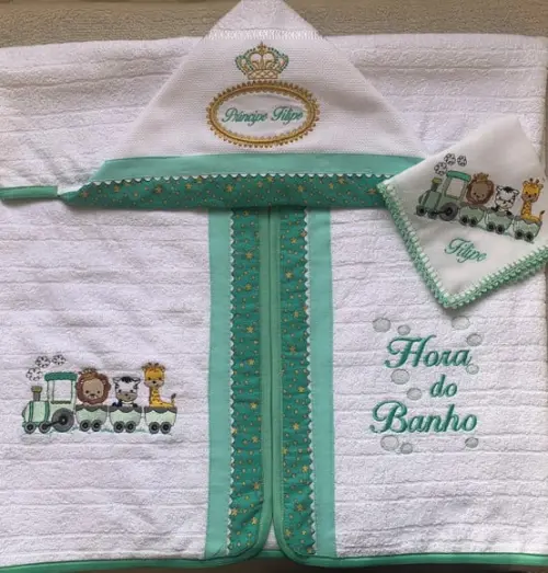 Kit Enxoval Bebê Personalizado Toalha e Fralda de Boca