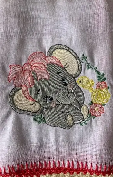 Kit Fraldas de Passeio Bordadas Elefantinha Menina