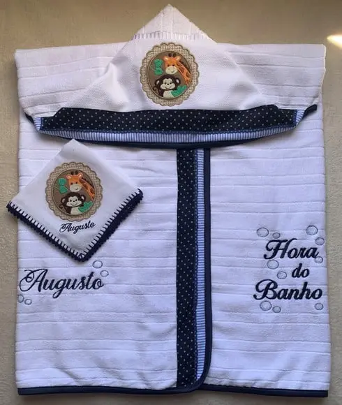 Kit para Bebê Personalizado Bordado Macaco Girafa