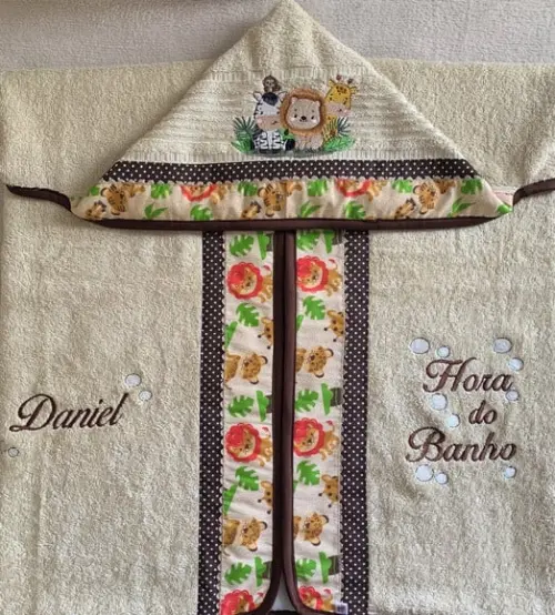 Kit para Bebê Personalizado Bordado Toalha e Fralda de Boca