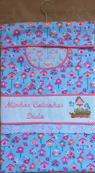 Kit Porta Calcinhas e Toalha para Cabelo Infantil