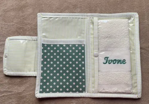 Kit Toalha para Cabelo e Kit de Higiene Bucal