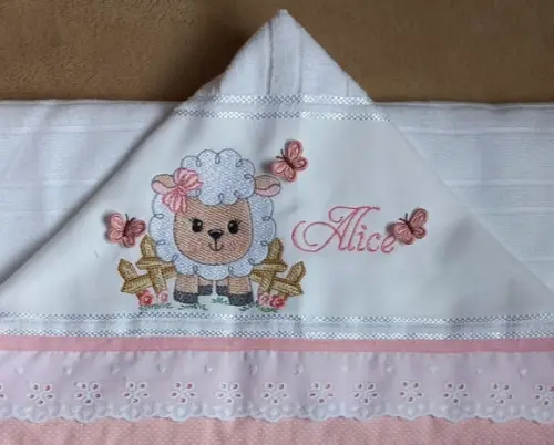Kit Toalhas de Banho e de Mão Ovelhinha e Borboletas