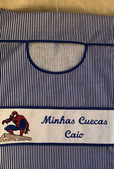 Porta Cuecas Infantil de Guarda Roupa