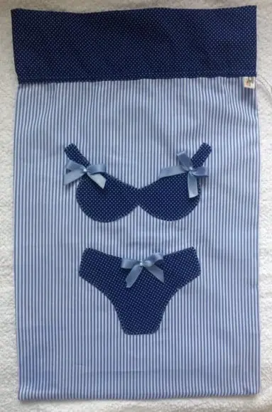 Porta Lingerie para Viagem Listrado Azul e Branco