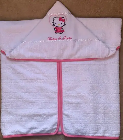 Toalha de Banho Infantil com Capuz Hello Kitty