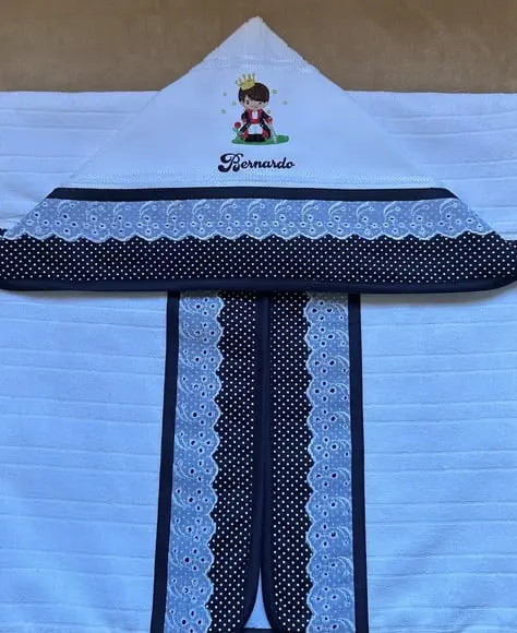 Toalha de Banho Infantil Pequeno Príncipe Azul Marinho