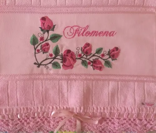 Toalhinha Bordada Floral