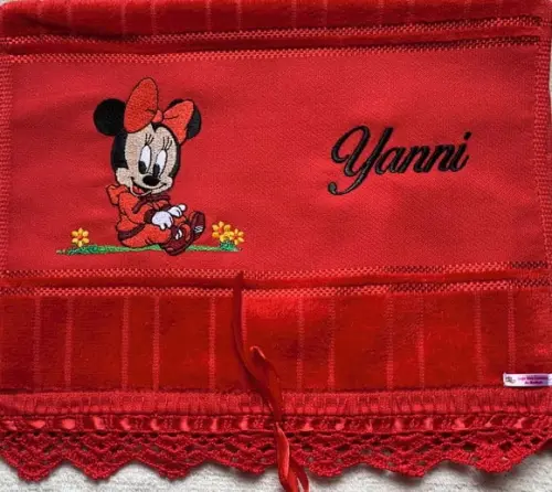Toalhinha Bordada Minnie