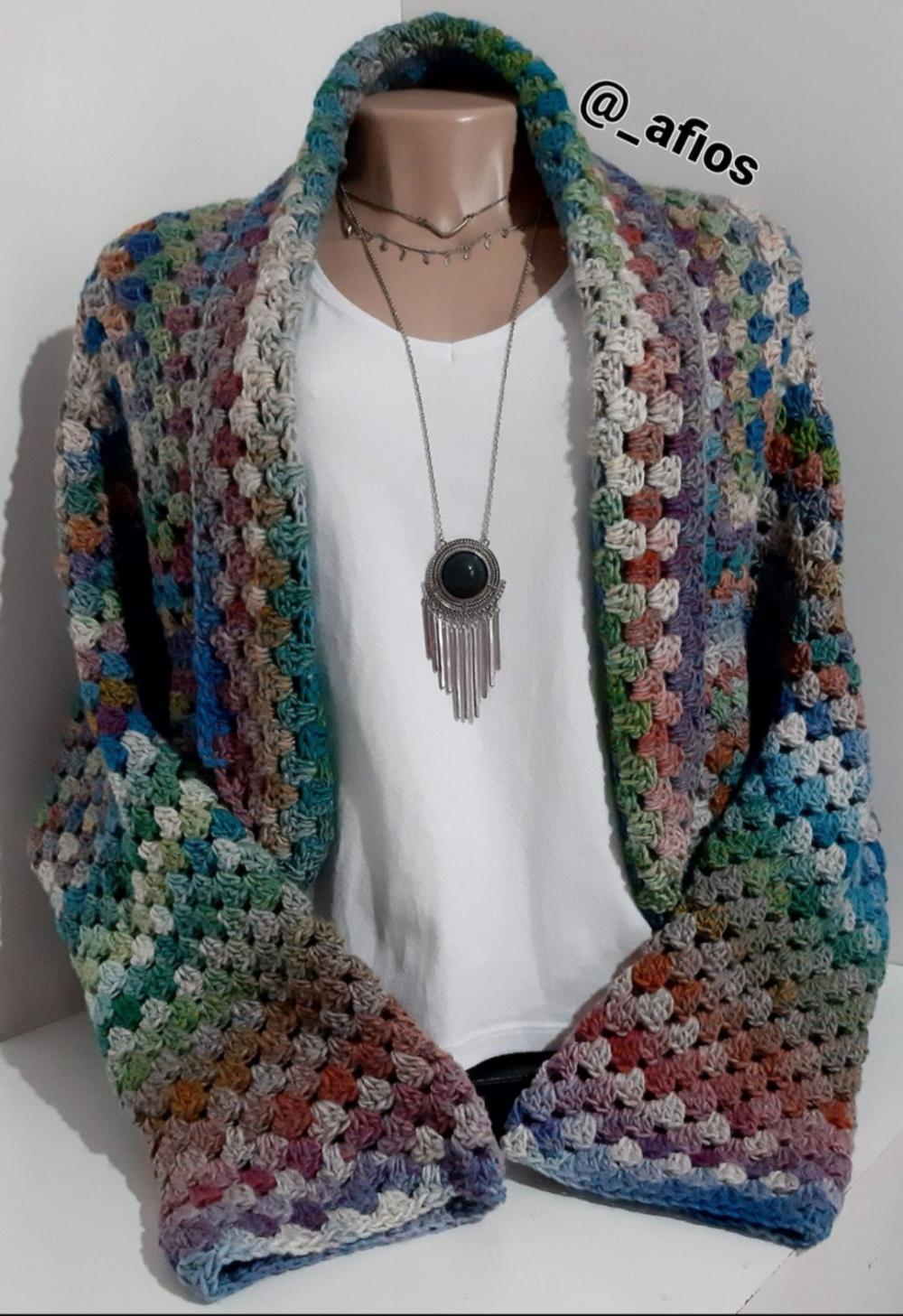 Casaco em crochê Balance II - Estilo Casulo