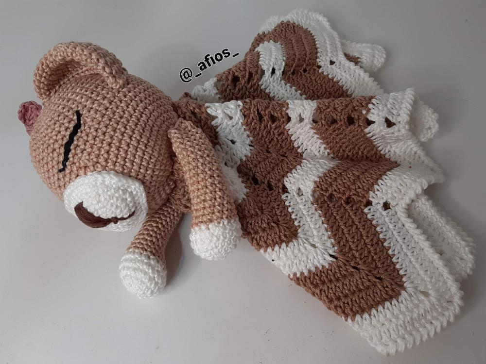 Naninha de Crochê - Ursa em Amigurumi