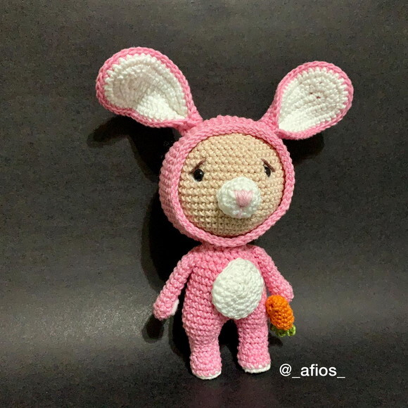 Amigurumi Chandler Bing (festa de Halloween) - Friends