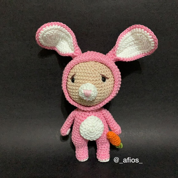 Amigurumi Chandler Bing (festa de Halloween) - Friends