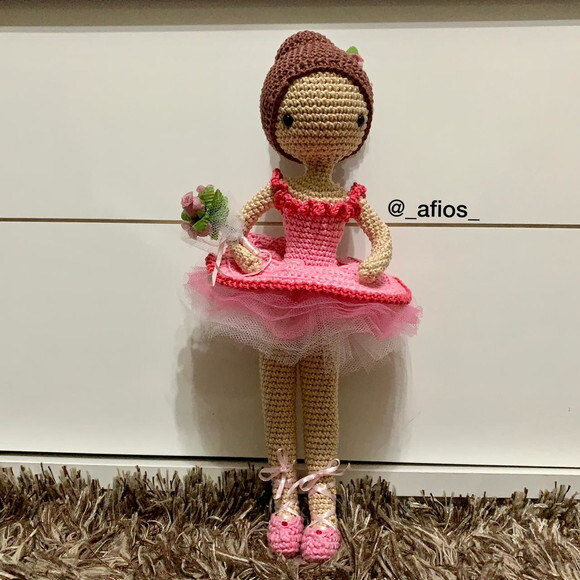 Boneca Bailarina em Amigurumi