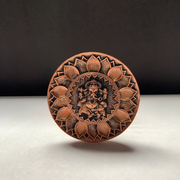 Incensário Prato Bronze Ganesha + 3 Incensos Vareta Sortidos