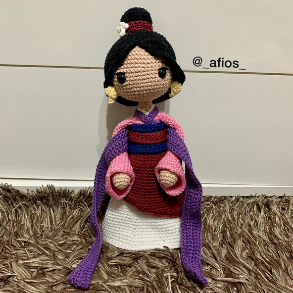 Princesa Mulan em Amigurumi