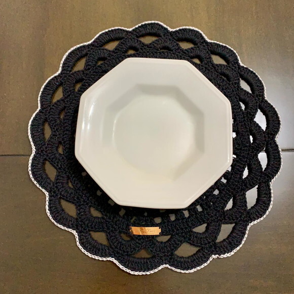 Sousplat Encanto Preto (jogo Americano) em Crochê