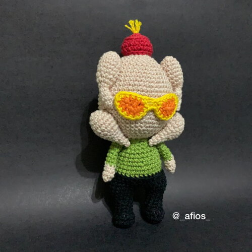 Amigurumi Monica Geller (frango na Cabeça) - Friends
