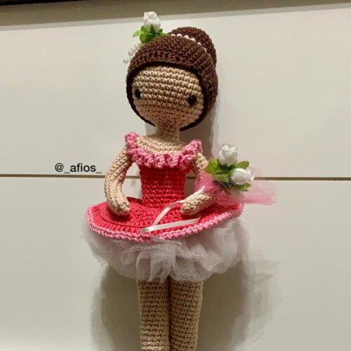 Boneca Bailarina em Amigurumi