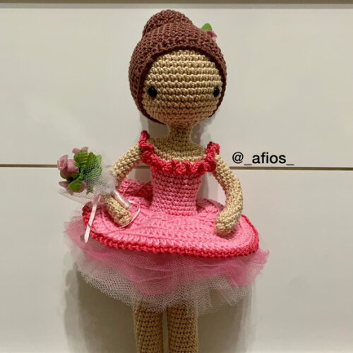 Boneca Bailarina em Amigurumi