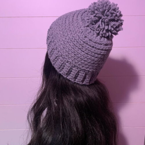 Gorro com Pompom Crochê