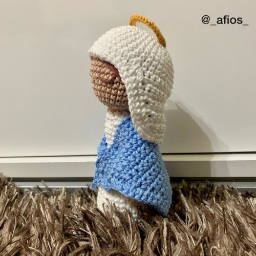 Nossa Senhora das Graças Amigurumi