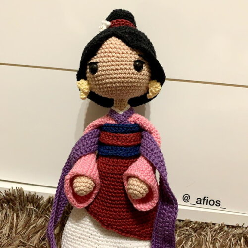 Princesa Mulan em Amigurumi