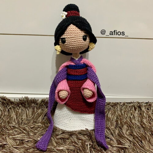 Princesa Mulan em Amigurumi