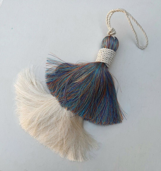 Pingente Tassel de Seda