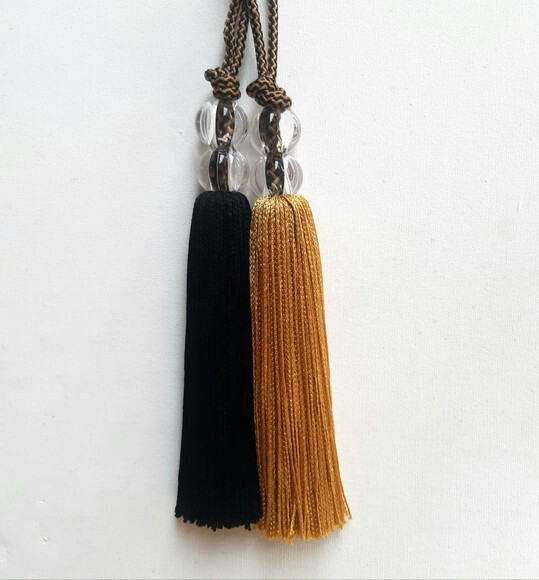 Tassel Slin