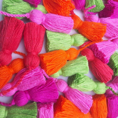 Tassel Mini