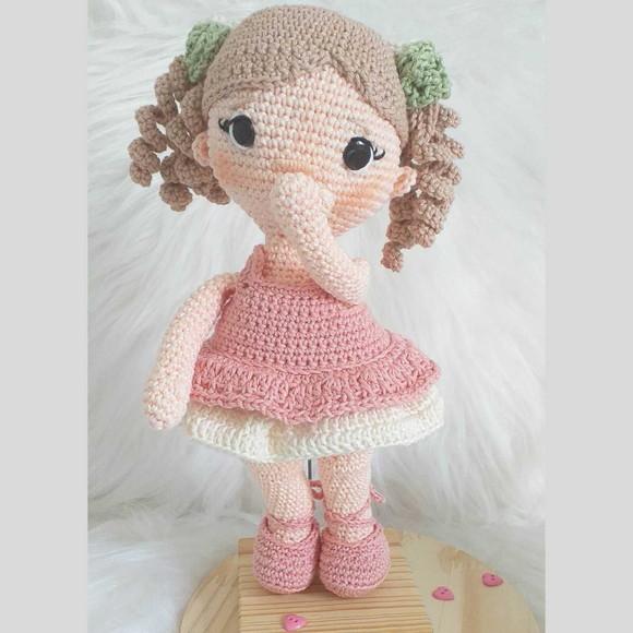 Boneca Aurora Amigurumi Personalizada